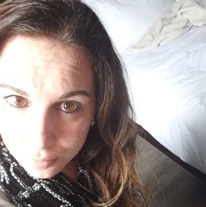 Meet your Posher, Carly